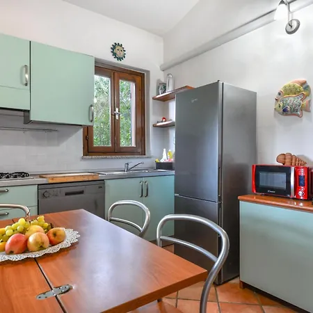 Sulla Di Apartment